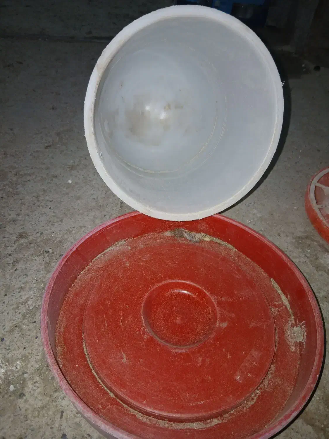 آبخوری جوجه|لوازم جانبی حیوانات|کن, |دیوار