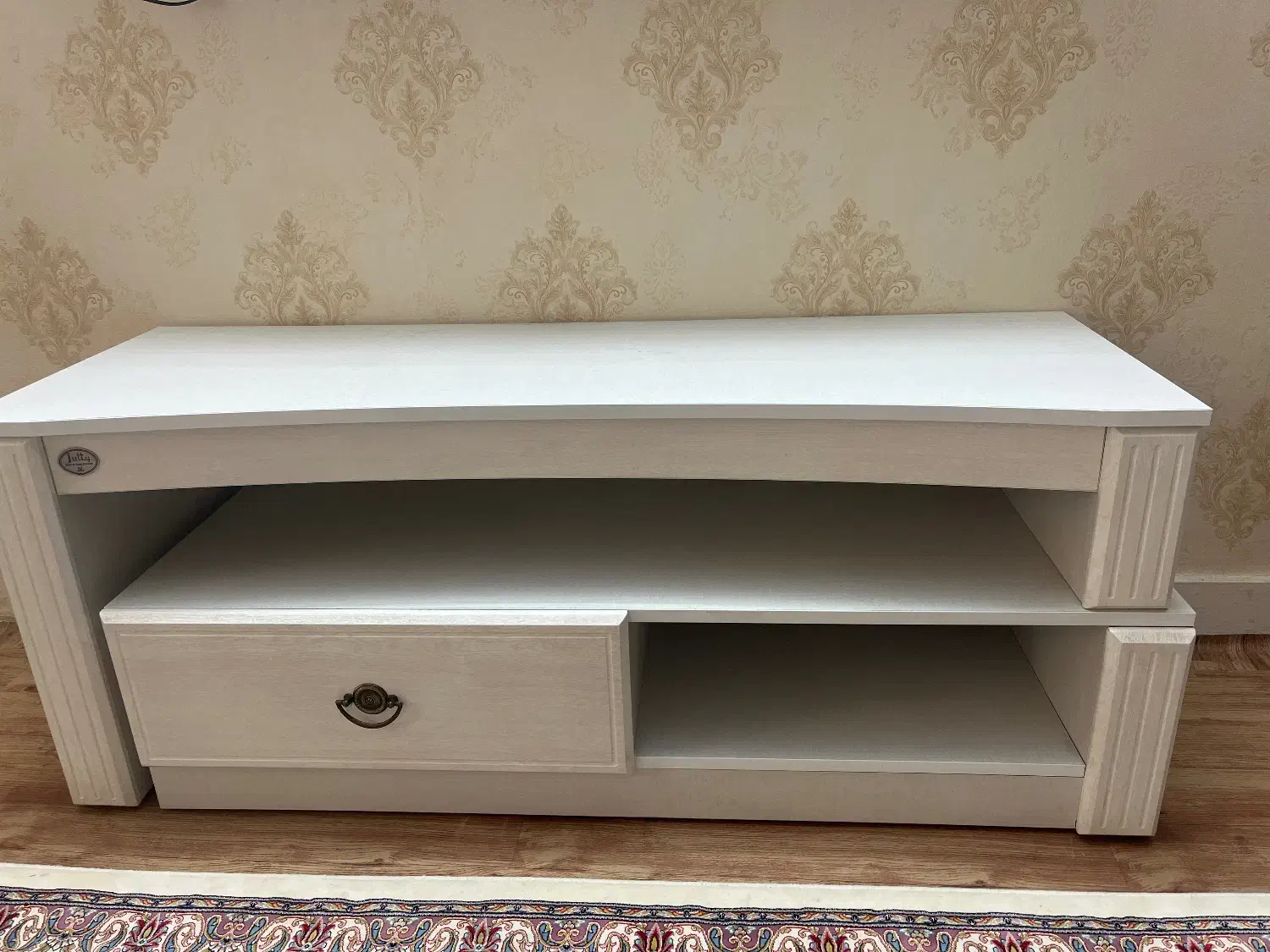 میز زیر تلویزیونی شرکتی ژوتی|میز تلویزیون|تهران, قصر فیروزه ۲|دیوار