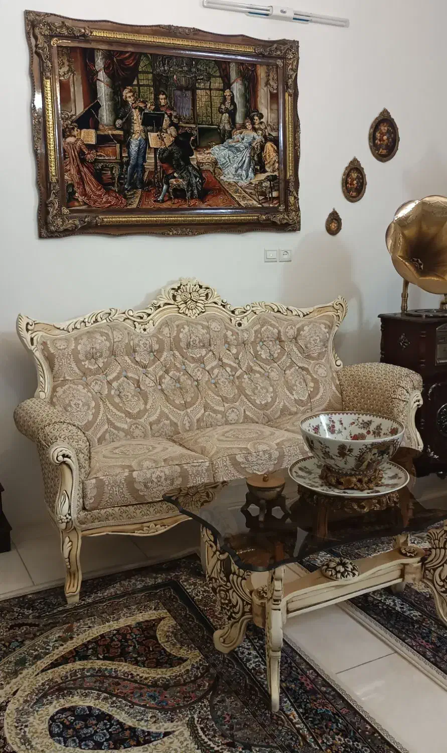 مبل سلطنتی|مبلمان خانگی و میز عسلی|سلماس, |دیوار