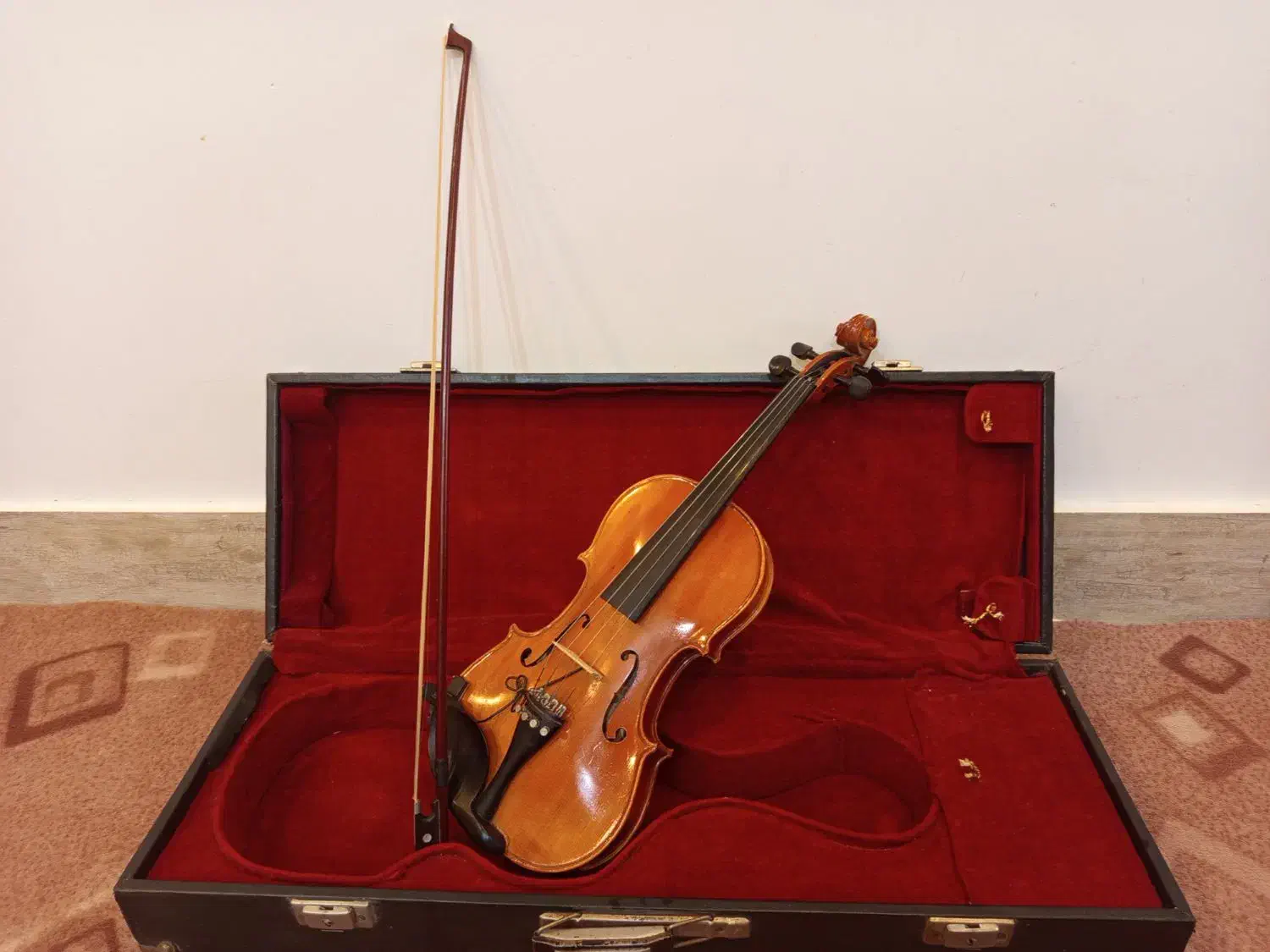 ویولن سایز بزرگ نو|ویولن|آزادشهر, |دیوار