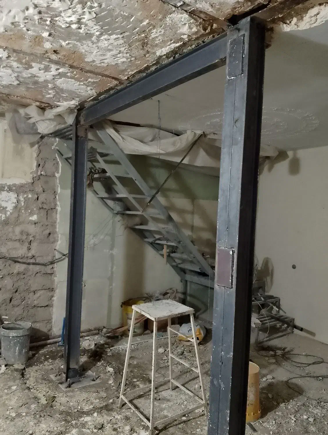 جوشکار لوله کشی گاز و کلیه کارهای تاسیسات|خدمات پیشه و مهارت|هشتگرد, هشتگرد قدیم|دیوار