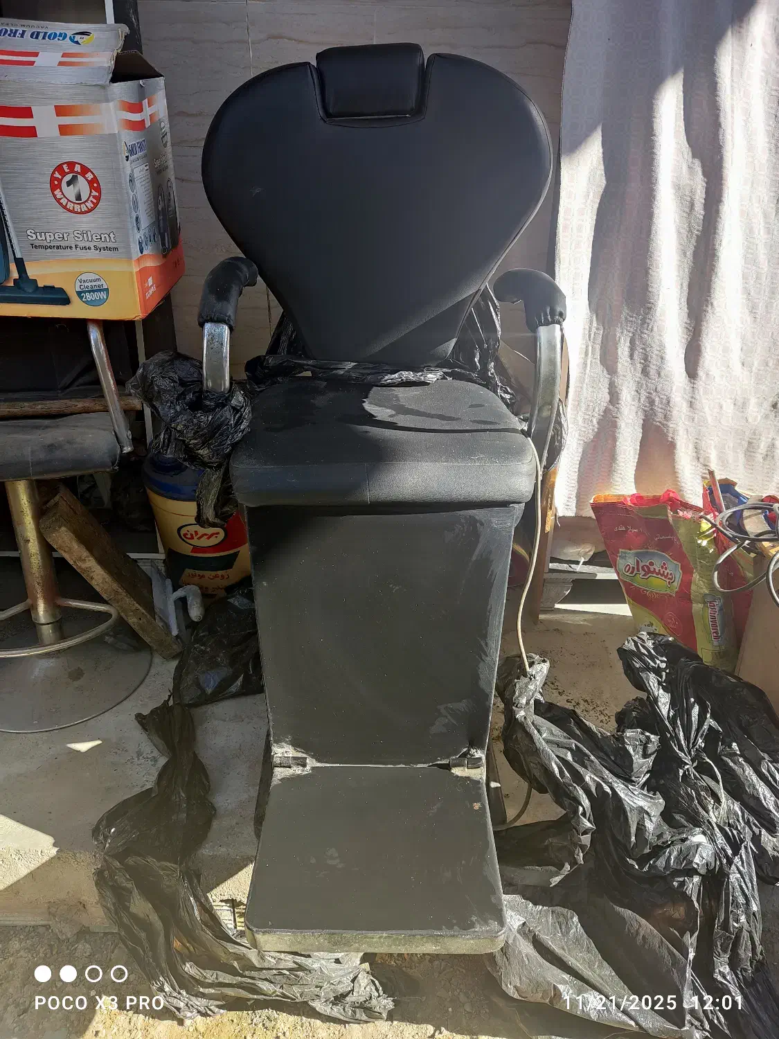 صندلی آرایشگاهی|آرایشگاه و سالن‌های زیبایی|قائم‌شهر, |دیوار