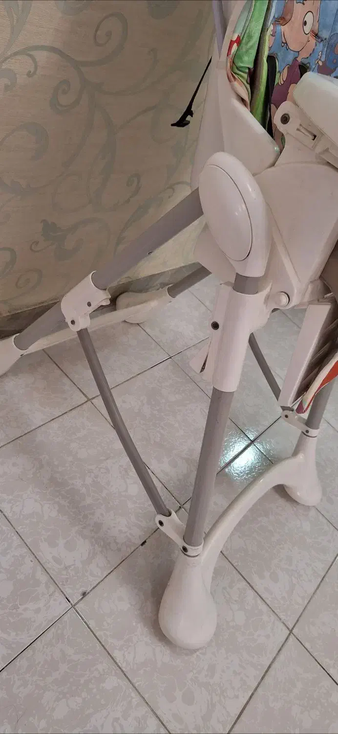 صندلی غذا مارک زویه|تخت و صندلی بچه|رشت, اسماعیل آباد|دیوار