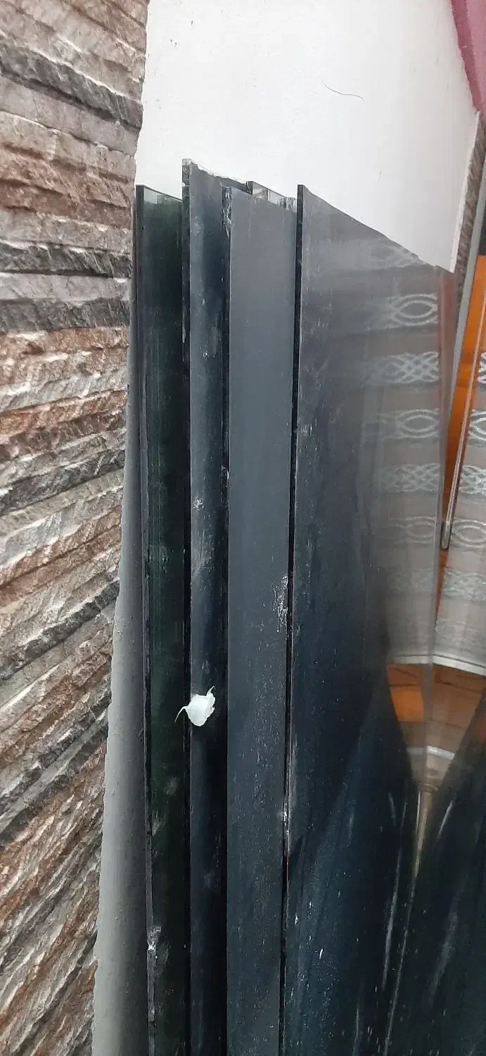 تعدادی آینه به متراژ ۲۴ متر مربع|آینه|شیروان (خراسان), |دیوار