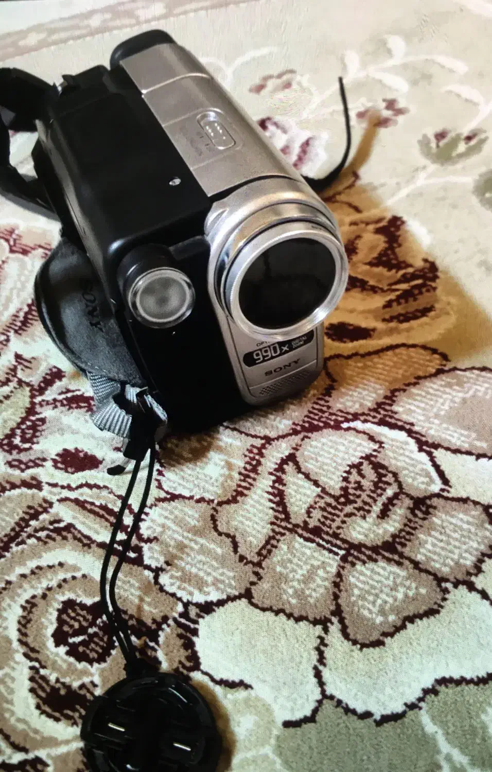 دوربین سونی نو نو سالم بدون هیچ گونه خط خشی|دوربین عکاسی و فیلمبرداری|تهران, شهرک ولیعصر جنوبی|دیوار