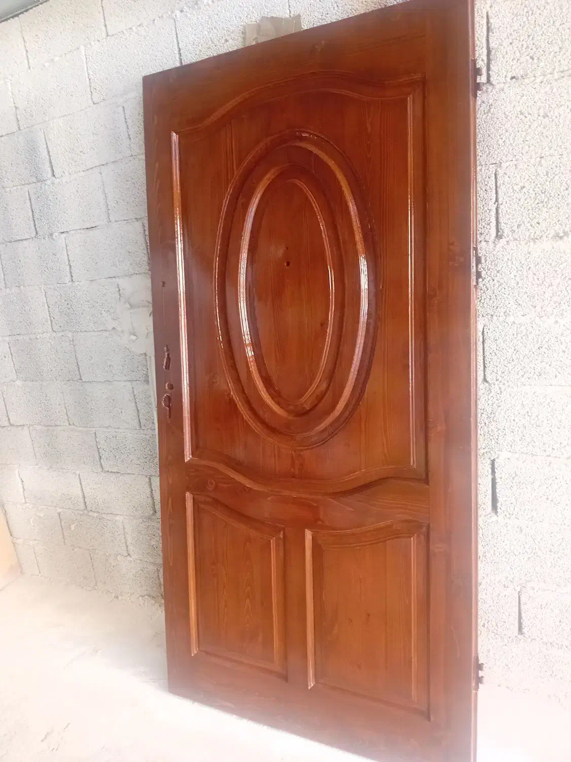 رنگکاری چوب|استخدام معماری، عمران و ساختمانی|اصفهان, هزارجریب|دیوار