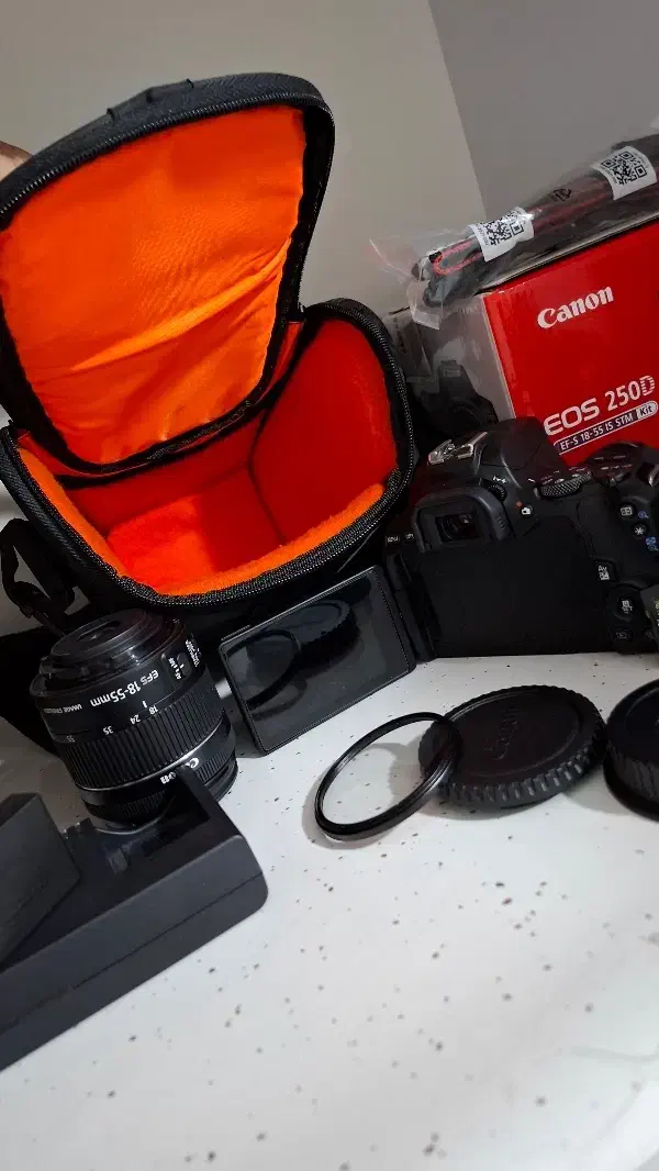 Canon 250d دوربین کنون|دوربین عکاسی و فیلمبرداری|تهران, چیتگر جنوبی|دیوار