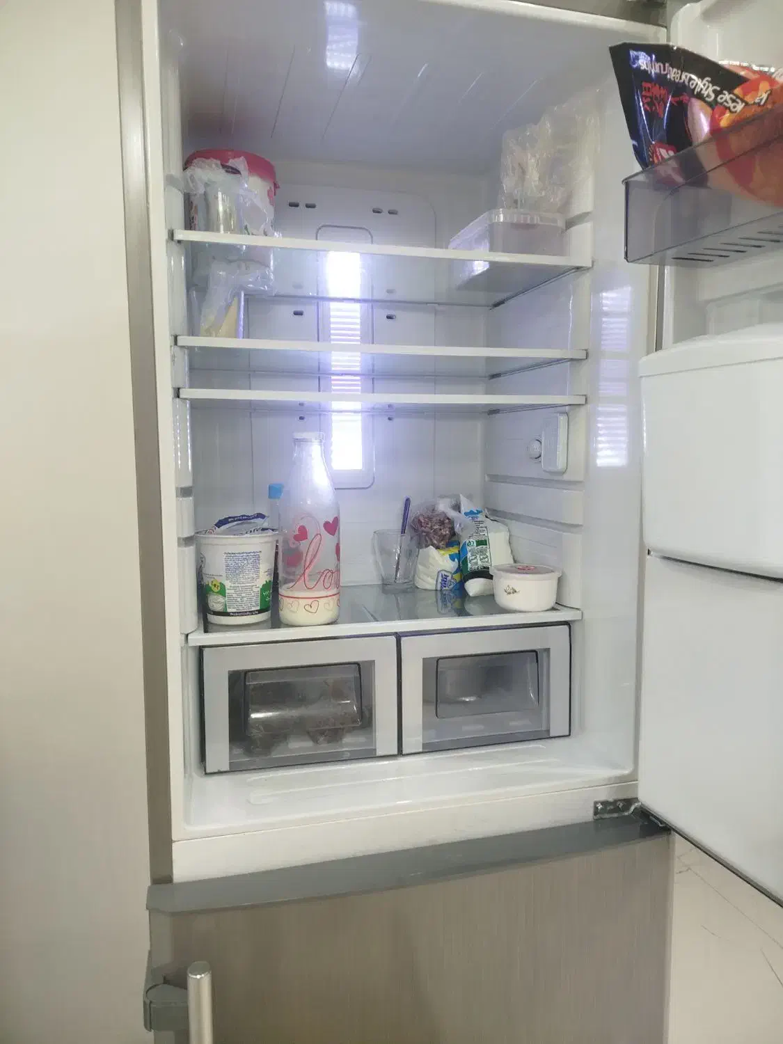 یخچال دو در الکترو استیل بالا یخچال پایین فریزر|یخچال و فریزر|رشت, شالکو|دیوار