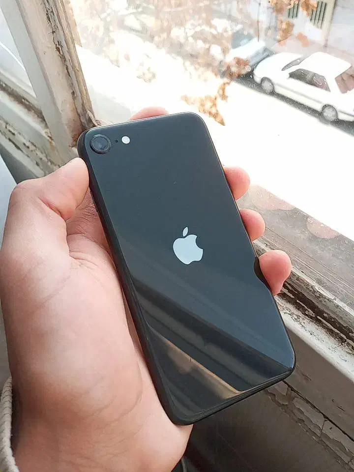 آیفون 64 گیگ se2020|موبایل|رباط‌کریم, نصیرشهر|دیوار