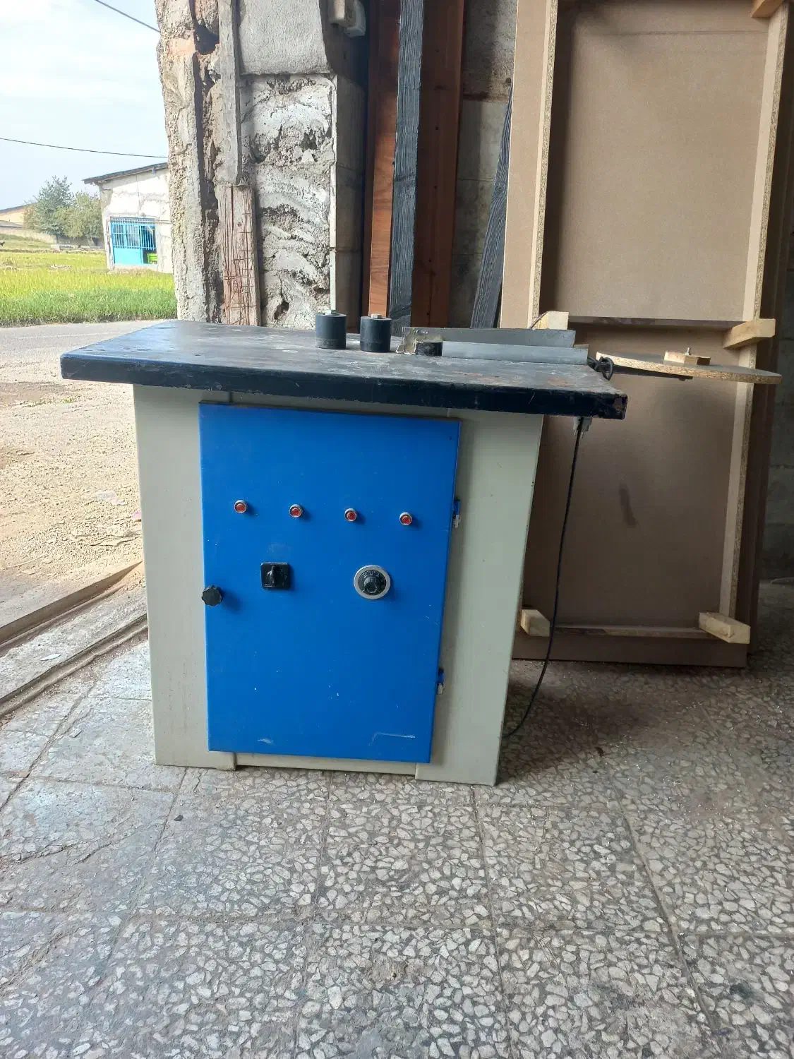 نوار پی وی سی زن|ماشین‌آلات صنعتی|رشت, حومه رشت|دیوار