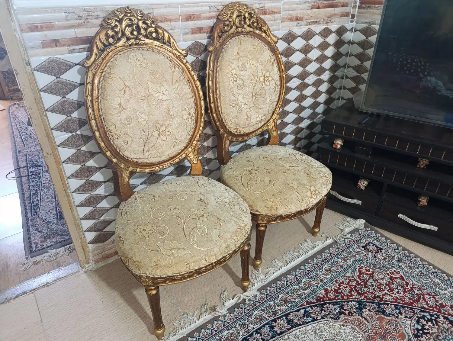 مبل سلطنتی ۹نفره|مبلمان خانگی و میز عسلی|گرگان, |دیوار