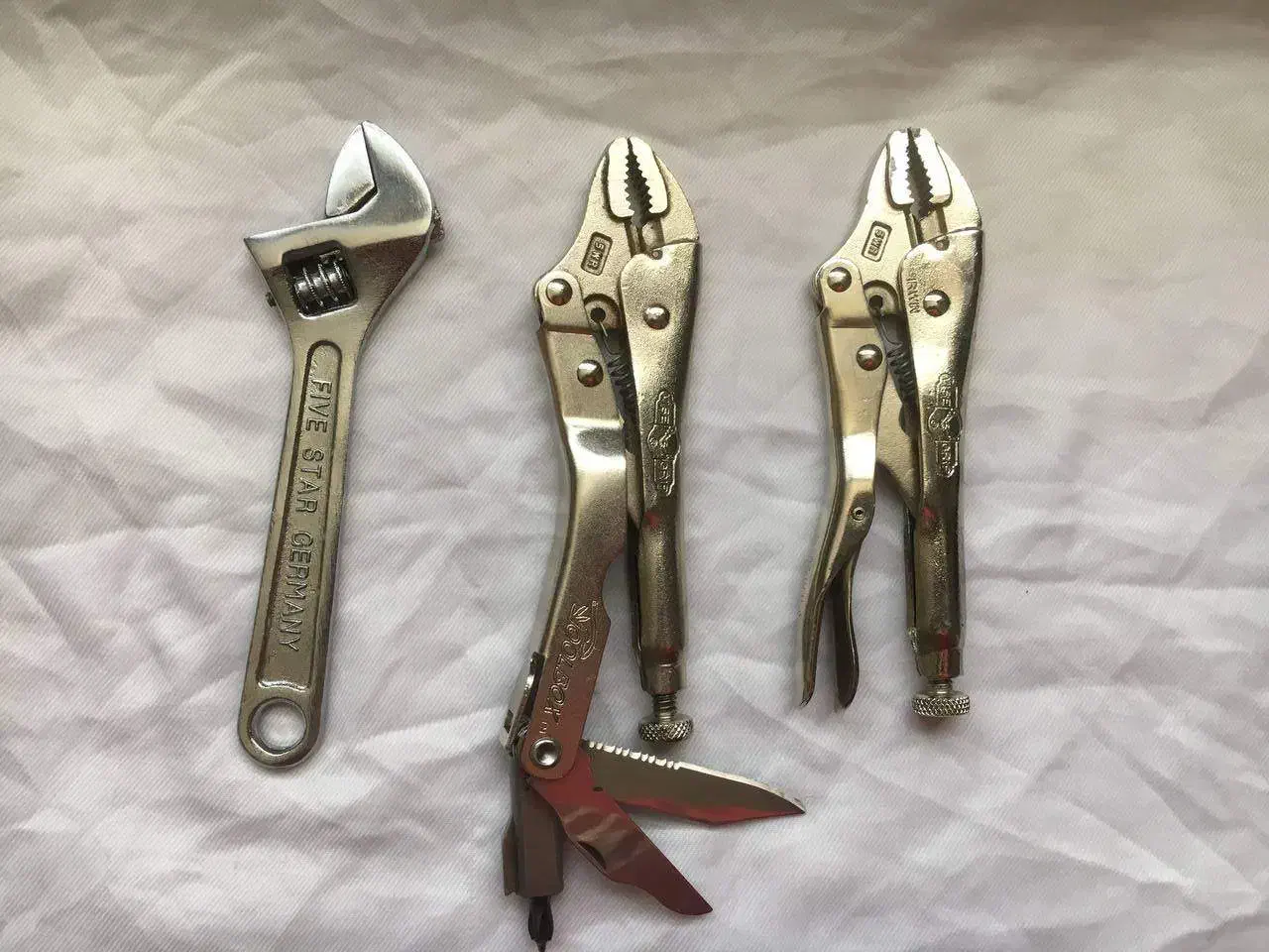 انبرقفلی امریکایی وایس گریپ-اچار فرانسه المانی|کلکسیون اشیاء عتیقه|اصفهان, شاهد|دیوار