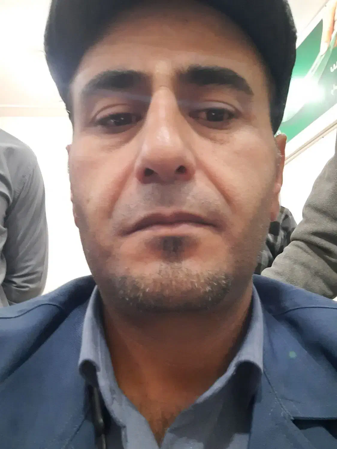 سلام یک عدد کیف پول در محله ۲۵هکتاری گم شده|اشیا|لردگان, |دیوار