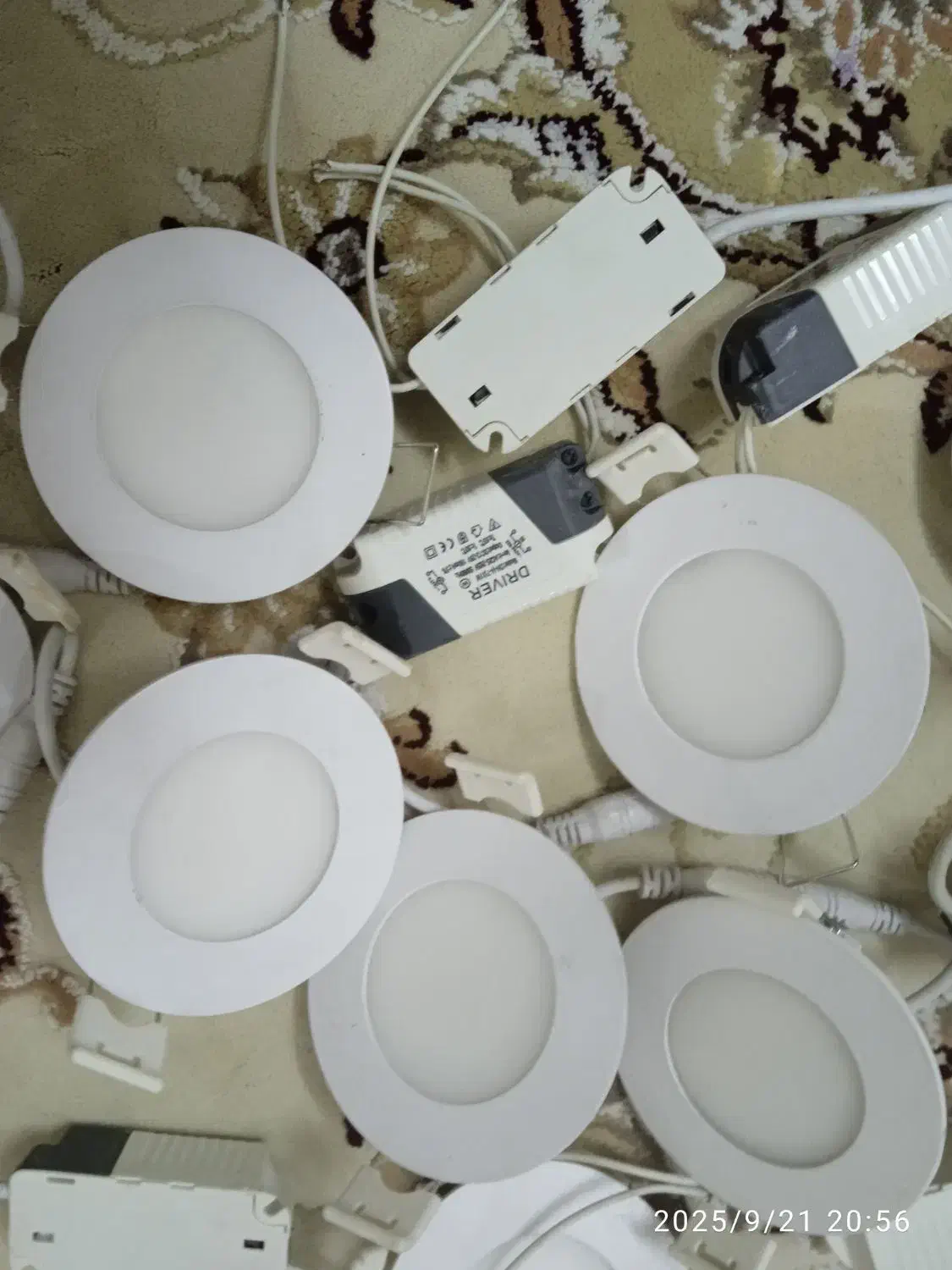 مهتابی|لامپ و چراغ|قم, ولیعصر|دیوار