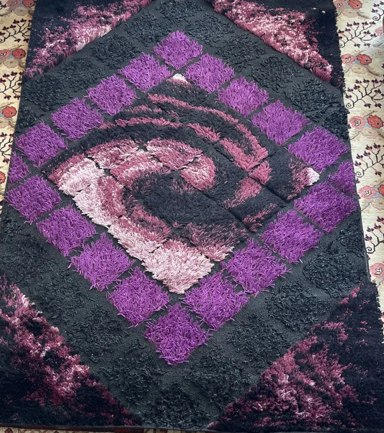 فرش ماشینی فانتزی|فرش|اردبیل, |دیوار