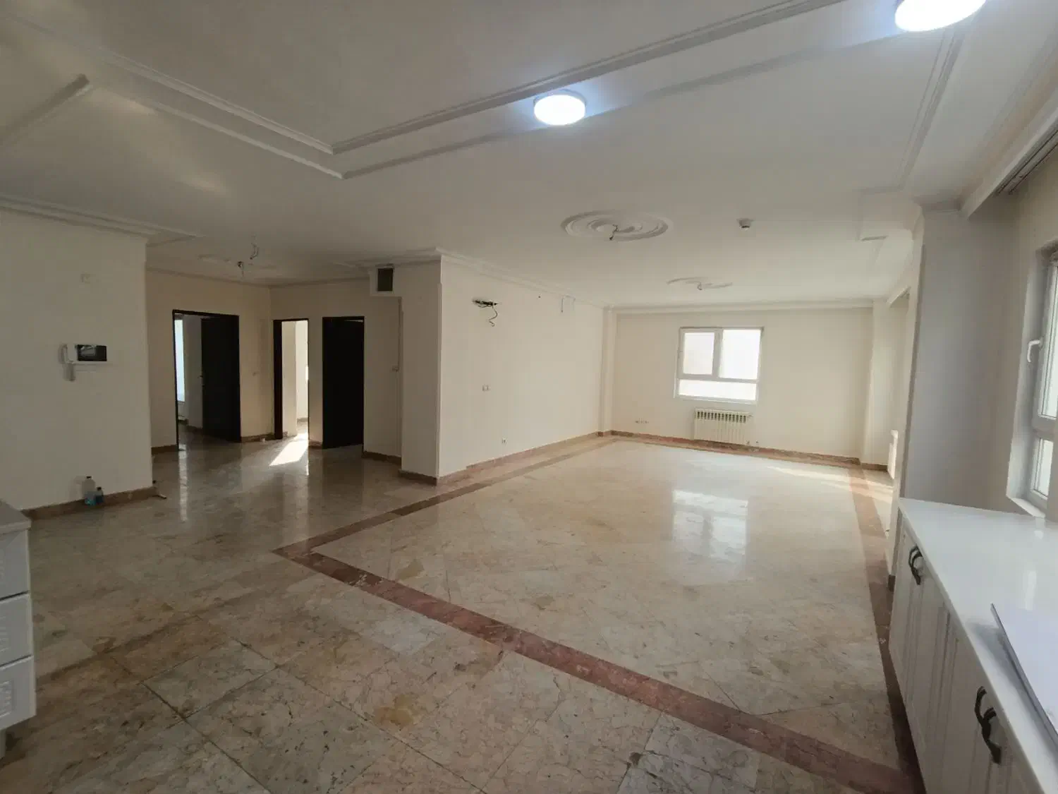 اجاره سه خواب138 متری دلباز صیاد1 ویو‌ دار