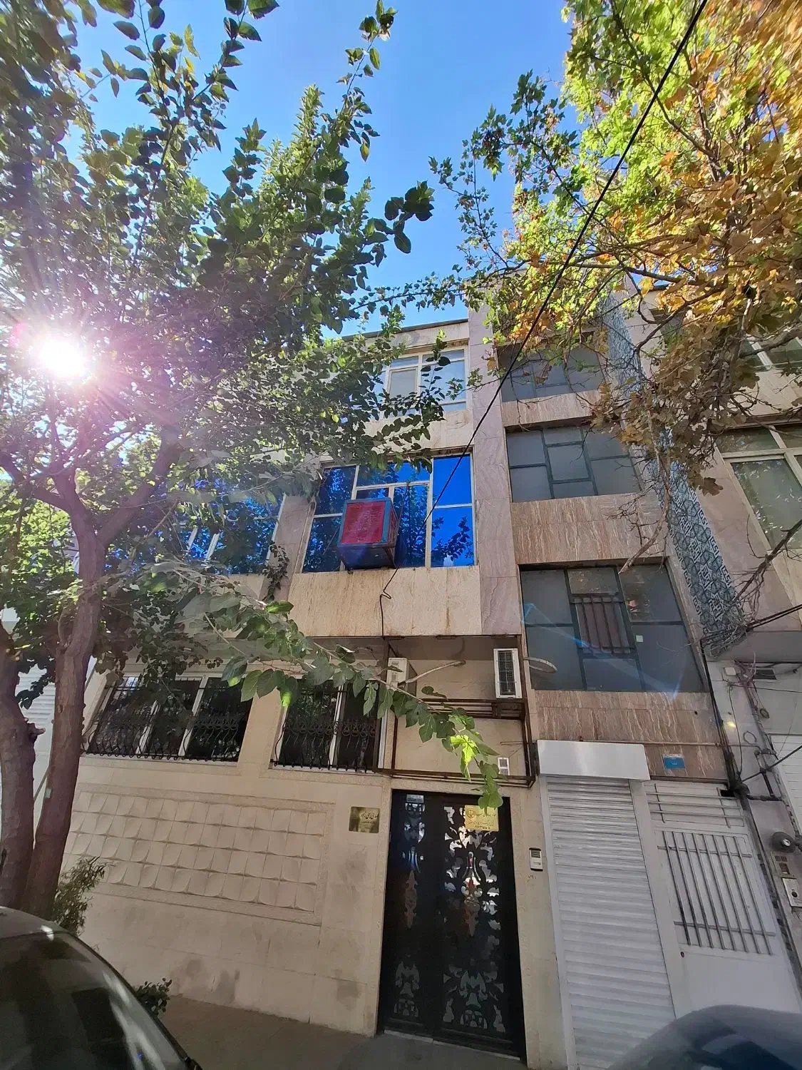 یک‌خوابه ۶۰ متر باغ‌تخت|اجارهٔ آپارتمان|شیراز, باغ تخت|دیوار