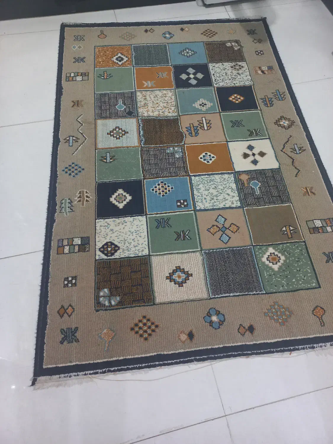 گلیم فرش و ۴ عدد پادری|فرش|مرودشت, ثبت احوال|دیوار