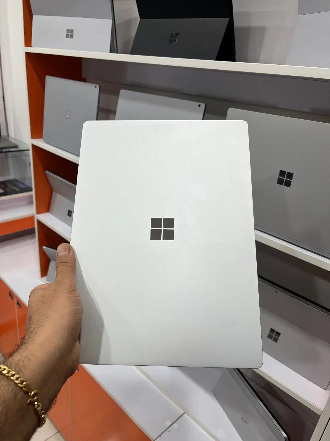 سرفیس لپتاپ ۲ surface laptop 2 i5/8/8/256|رایانه همراه|شیراز, ملاصدرا|دیوار