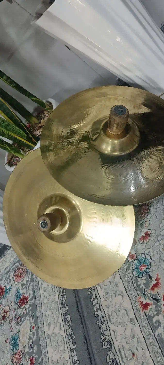 سنج برنجی|درام و پرکاشن|قم, سراجه (۱۵ خرداد)|دیوار