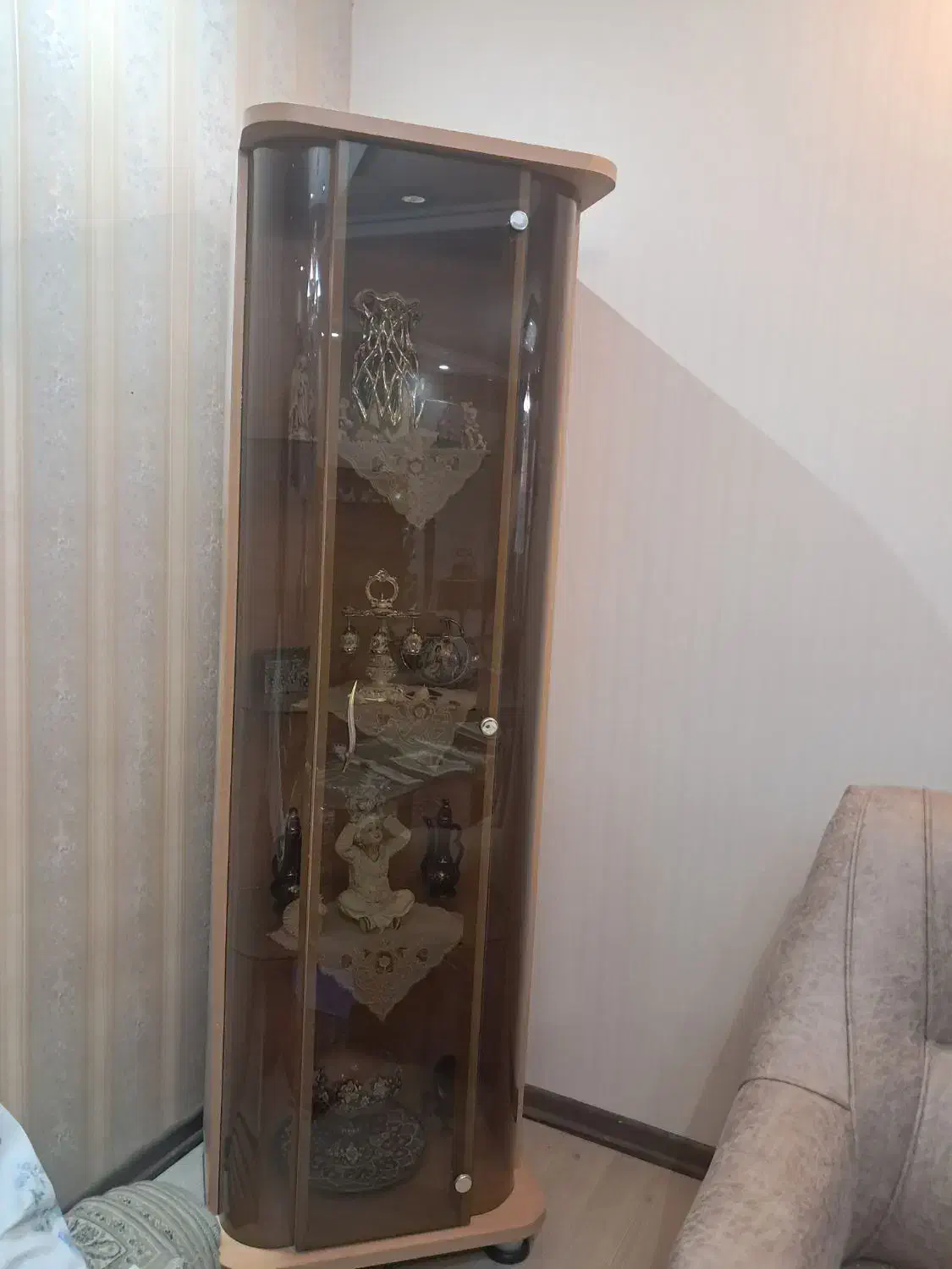 بوفه|بوفه، ویترین، کنسول|میانه, |دیوار