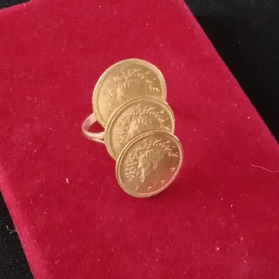 انگشتر طلای ۳ربع پهلوی|جواهرات|مشگین شهر, |دیوار