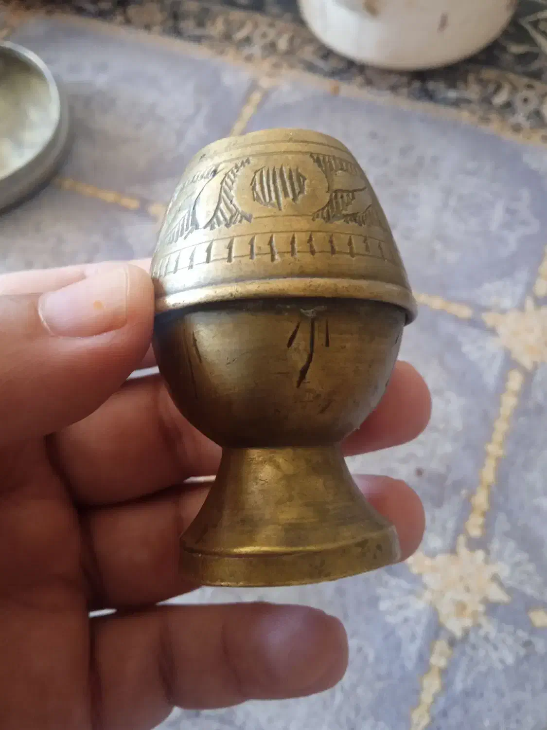 گلدان یا شبیه گلدان زیرخاکی|کلکسیون اشیاء عتیقه|زاهدان, |دیوار