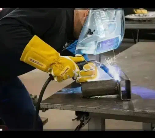 تراشکار ، جوشکار ، سنگ زن|استخدام صنعتی، فنی، مهندسی|نظرآباد, احمد آباد|دیوار