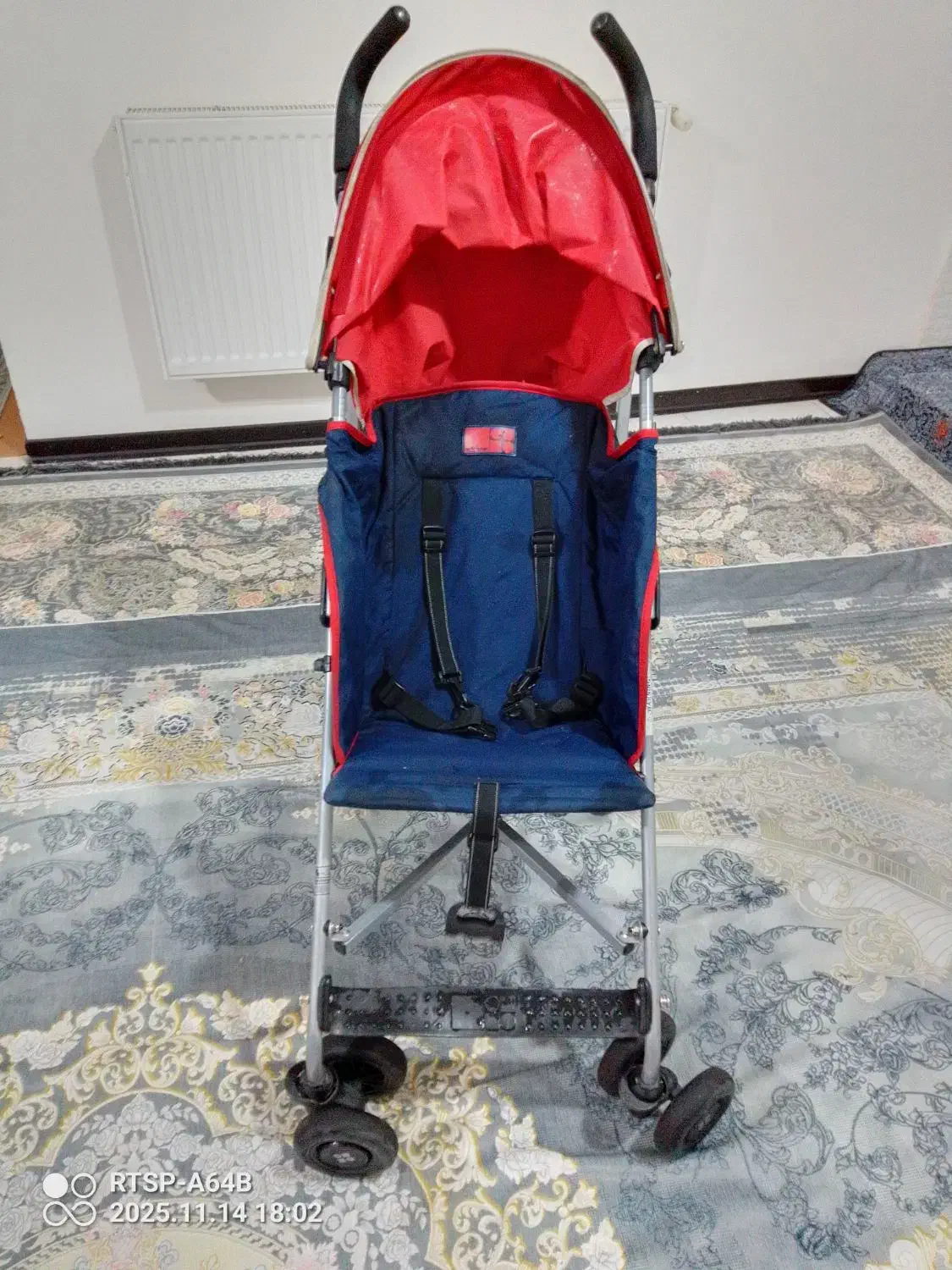 کالسکه عسایی سالم خارجی بسیار سبک تا شو کم جا|کالسکه و لوازم جانبی|هشتگرد, فاز ۷ مهستان|دیوار