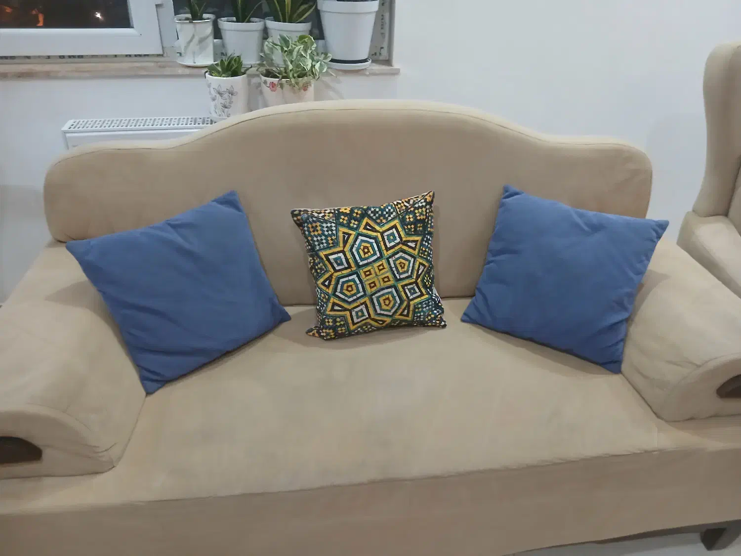 مبل|مبلمان خانگی و میز عسلی|رشت, امین الضرب|دیوار