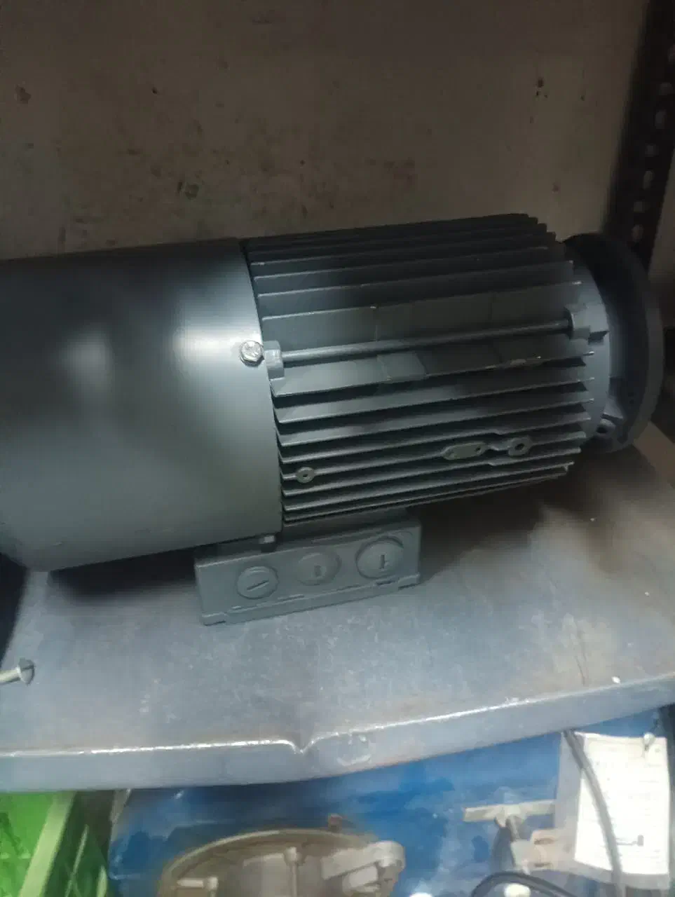 دینام پشت گیربکس|ماشین‌آلات صنعتی|جلفا, |دیوار