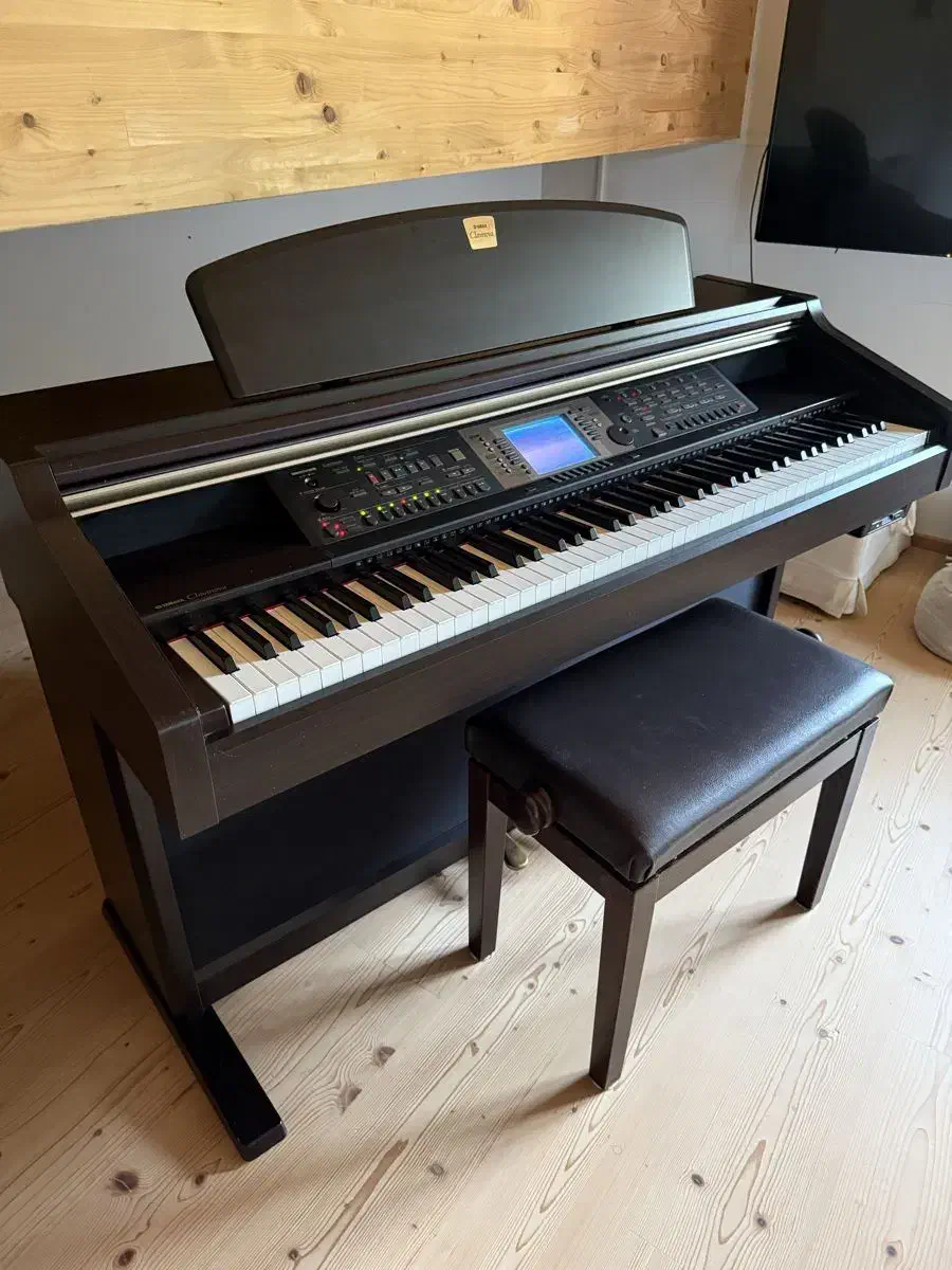 پیانو یاماها Clavinova CVP205 YAMAHA|پیانو، کیبورد، آکاردئون|بندرعباس, |دیوار