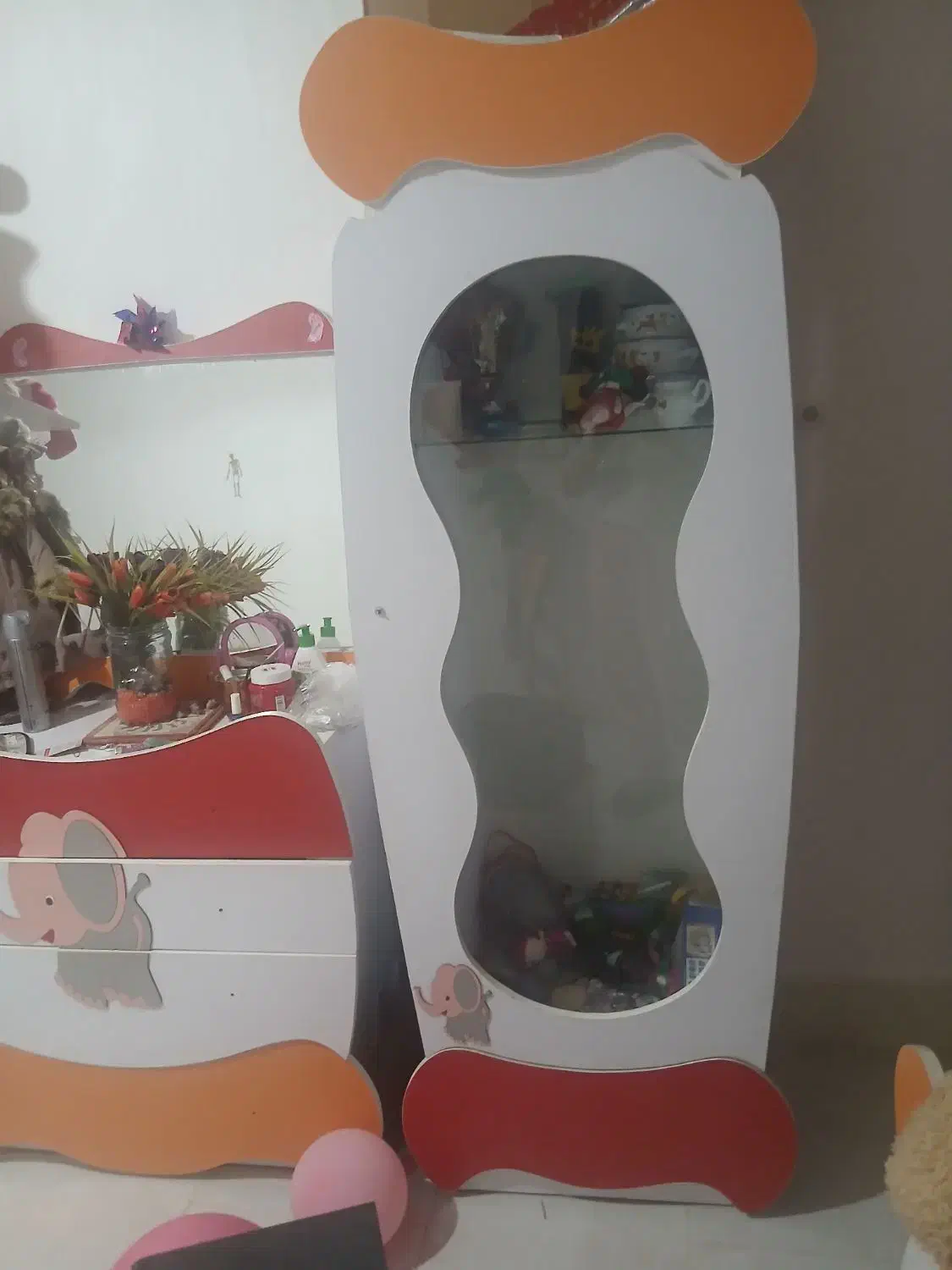 سرویس کودک|تخت و سرویس خواب|زرندیه, |دیوار