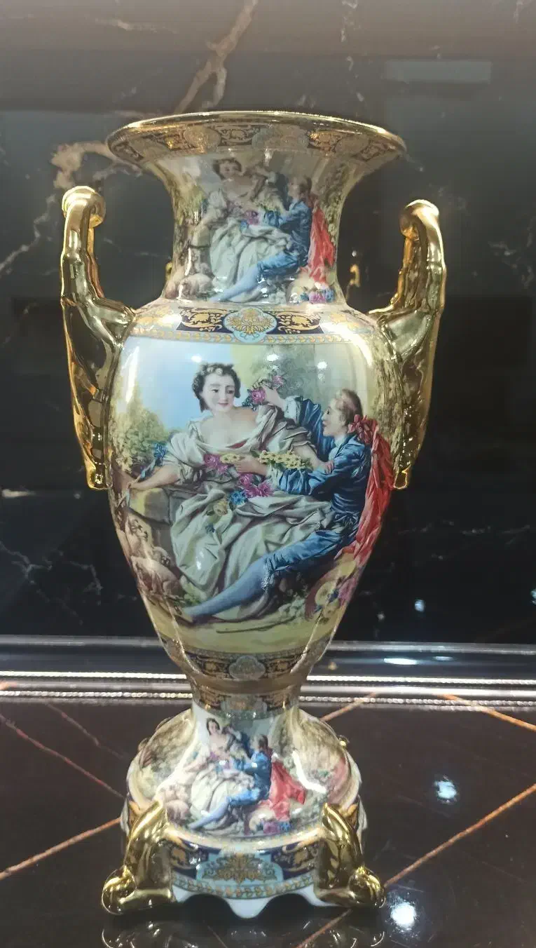 گلدان کاپی آنیل|کلکسیون اشیاء عتیقه|خشکبیجار, |دیوار