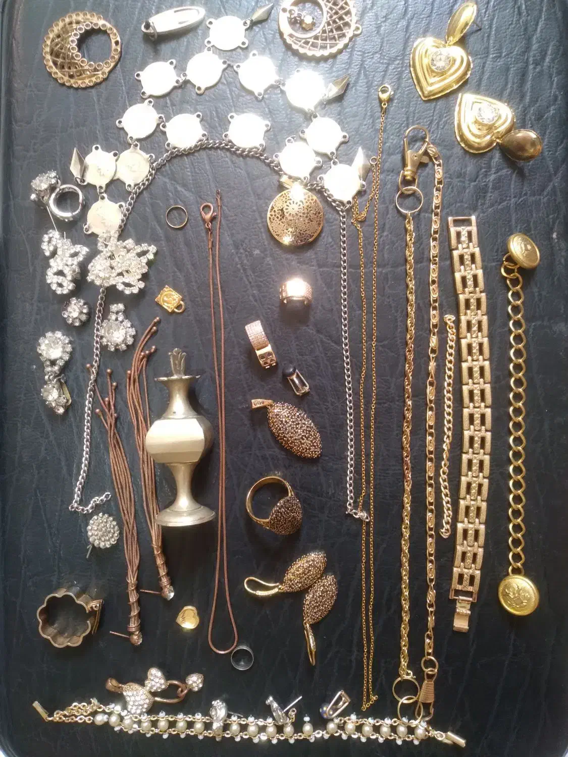 بدلیجات قدیمی سالم وشکسته|بدلیجات|اصفهان, دستگرده|دیوار