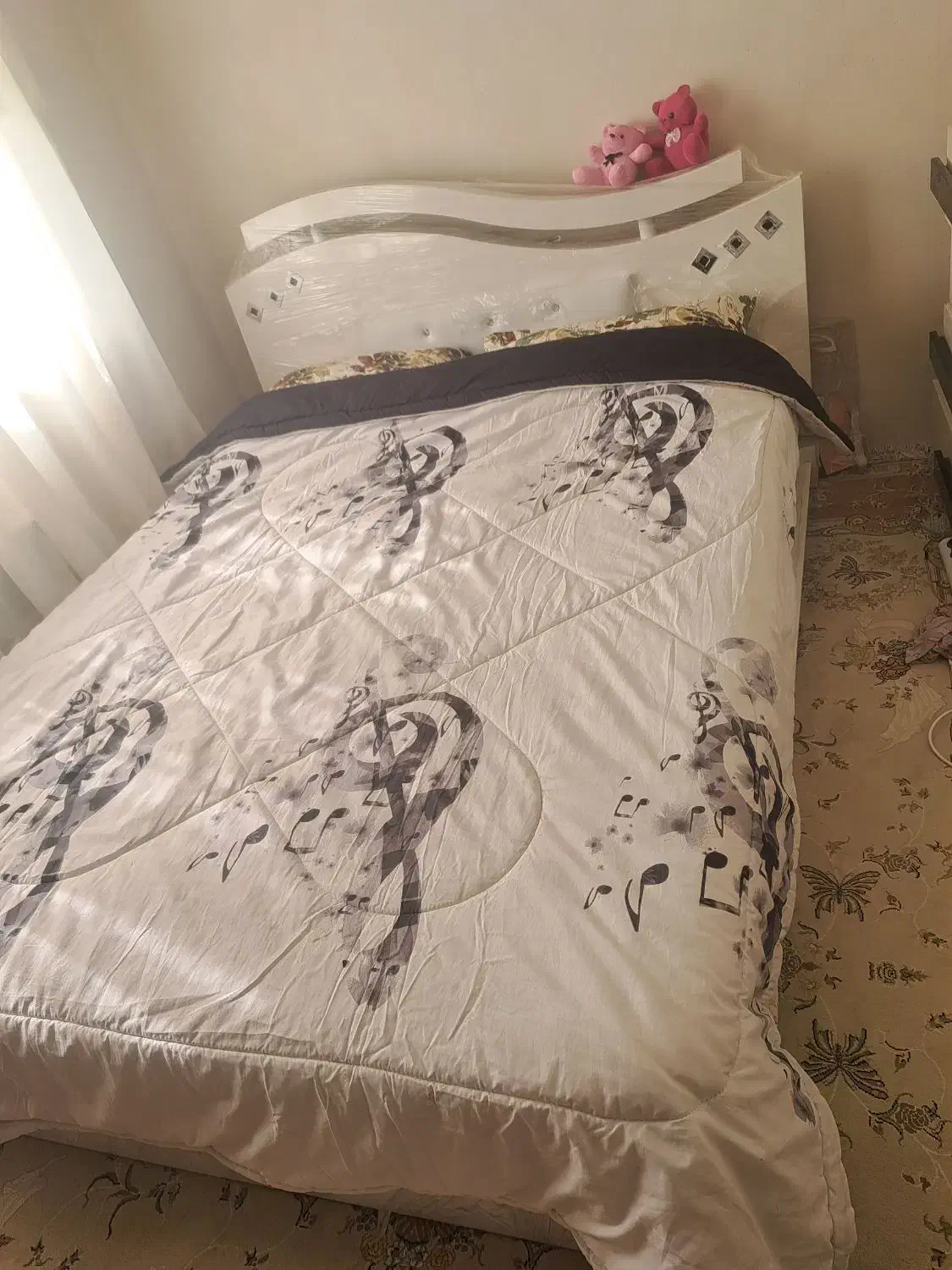 تخت خواب دونفره|تخت و سرویس خواب|تهران, زیبادشت|دیوار