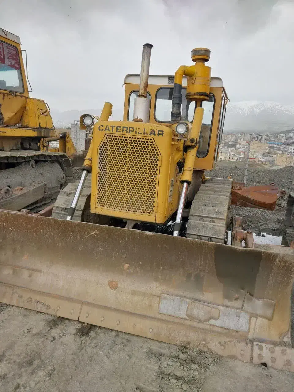 بولدوزر D6 سریال اخر|خودرو سنگین|ملایر, |دیوار