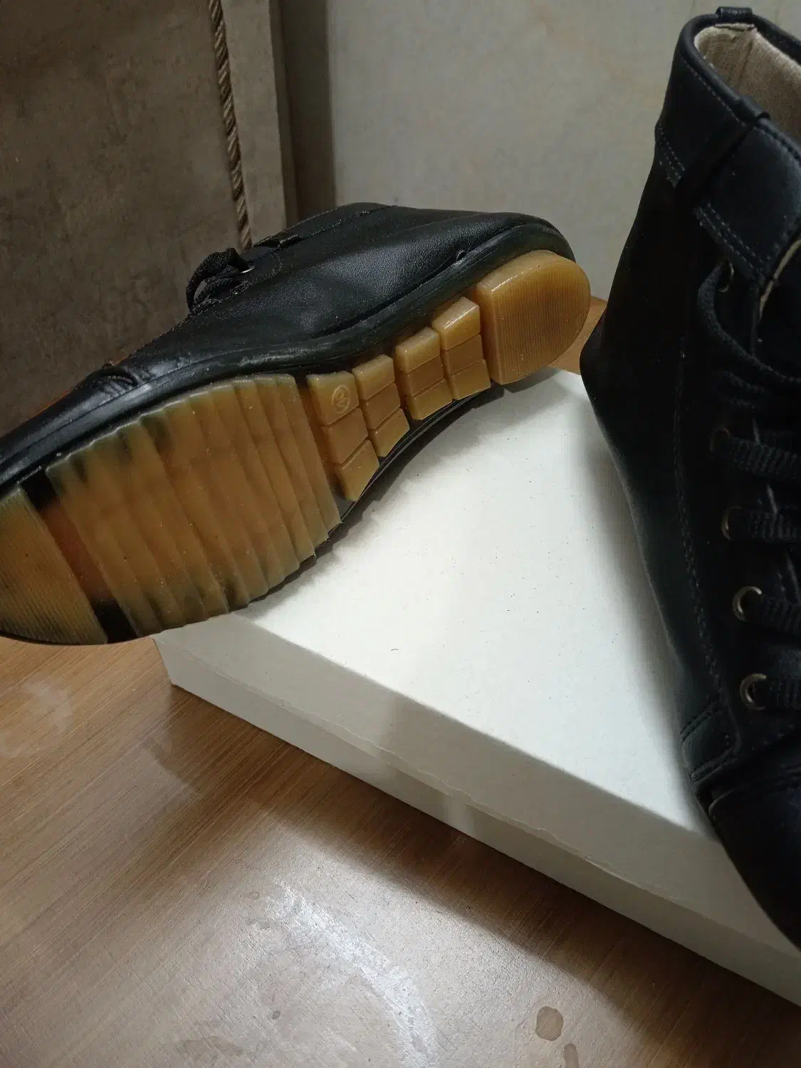 نیم بوت زنانه نو نو|کیف، کفش، کمربند|لنجان, |دیوار