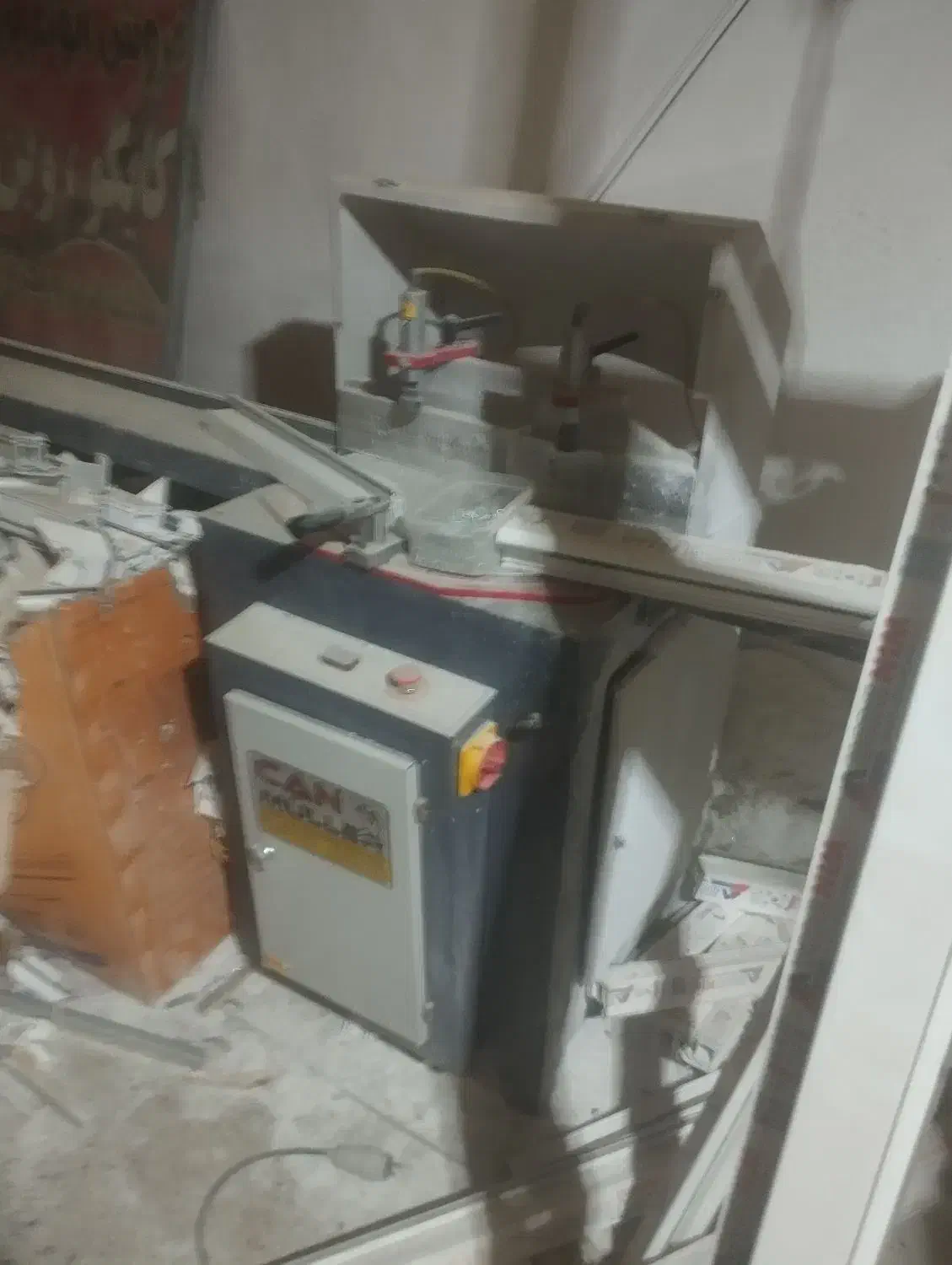 دستگاه در و پنجره دو جداره|ماشینآلات صنعتی|نورآباد, |دیوار