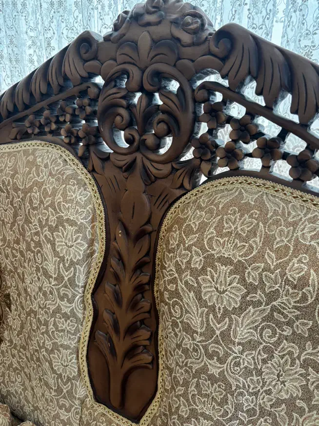 مبل سلطنتی ۹ نفره|مبلمان خانگی و میز عسلی|خوی, |دیوار