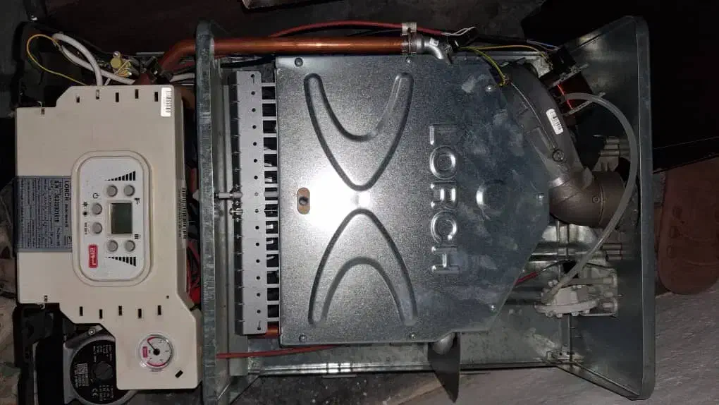 پکیج دیواری لورچ مدل هرما۳۲|آبگرمکن، پکیج، شوفاژ|فریدون‌کنار, |دیوار