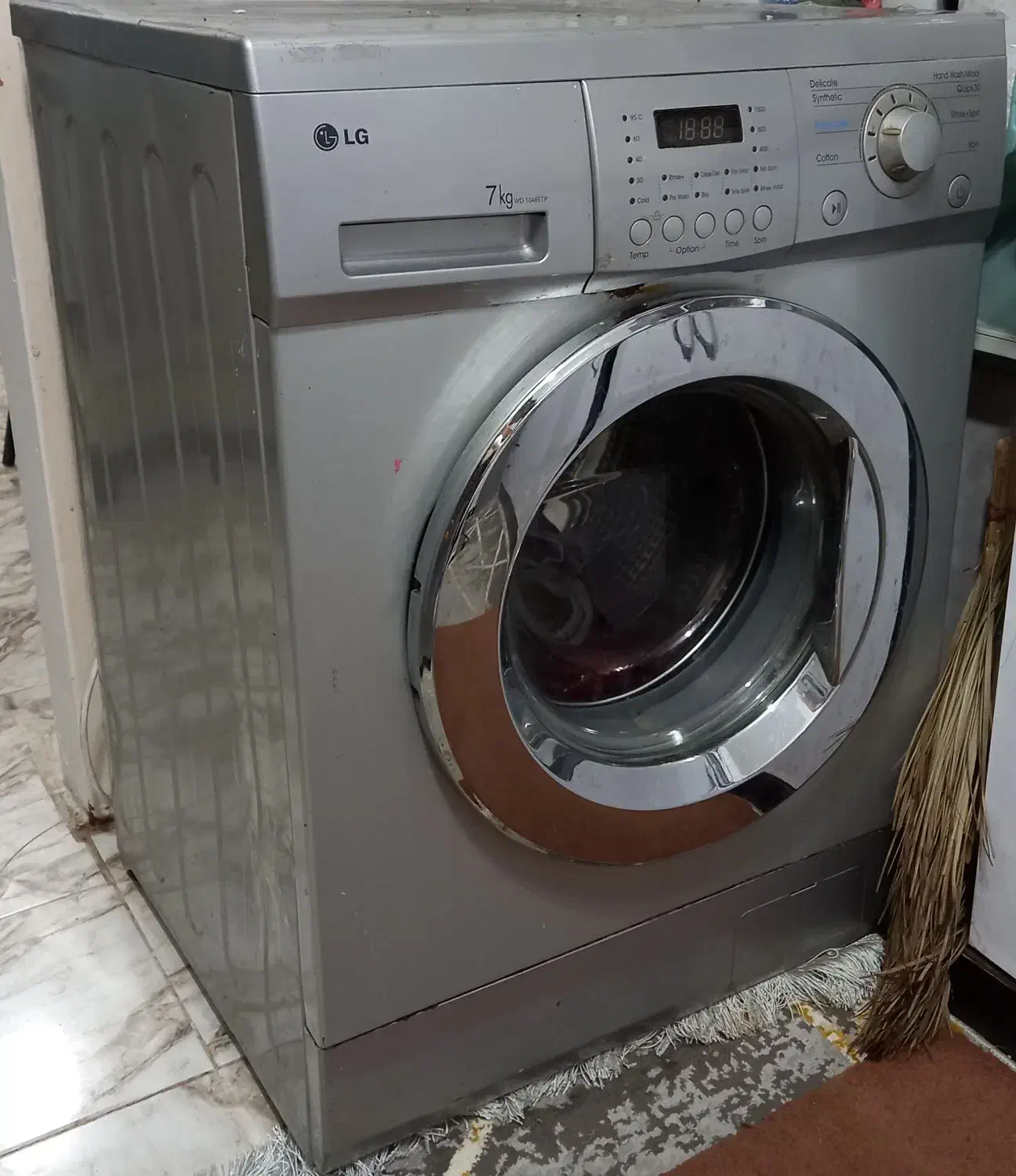 ماشین لباسشویی و مبل ۷ نفره|ماشین لباسشویی و خشک‌کن لباس|بندرعباس, |دیوار