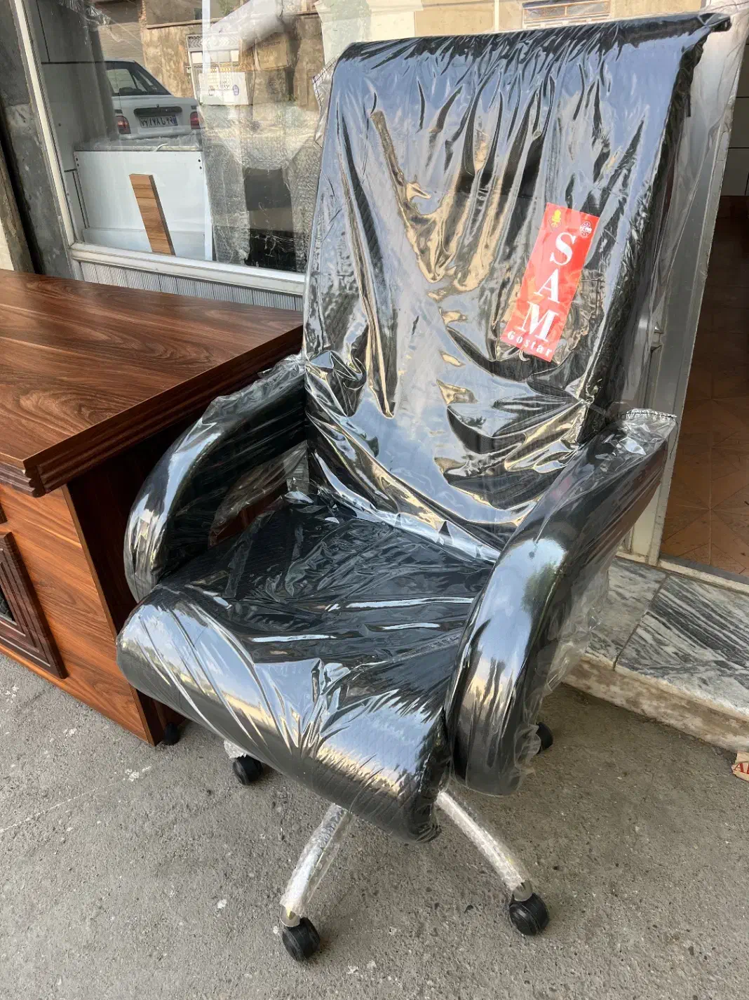 میز ۱۶۰ سانت و صندلی مدیریتی|دفتر کار|میاندوآب, |دیوار