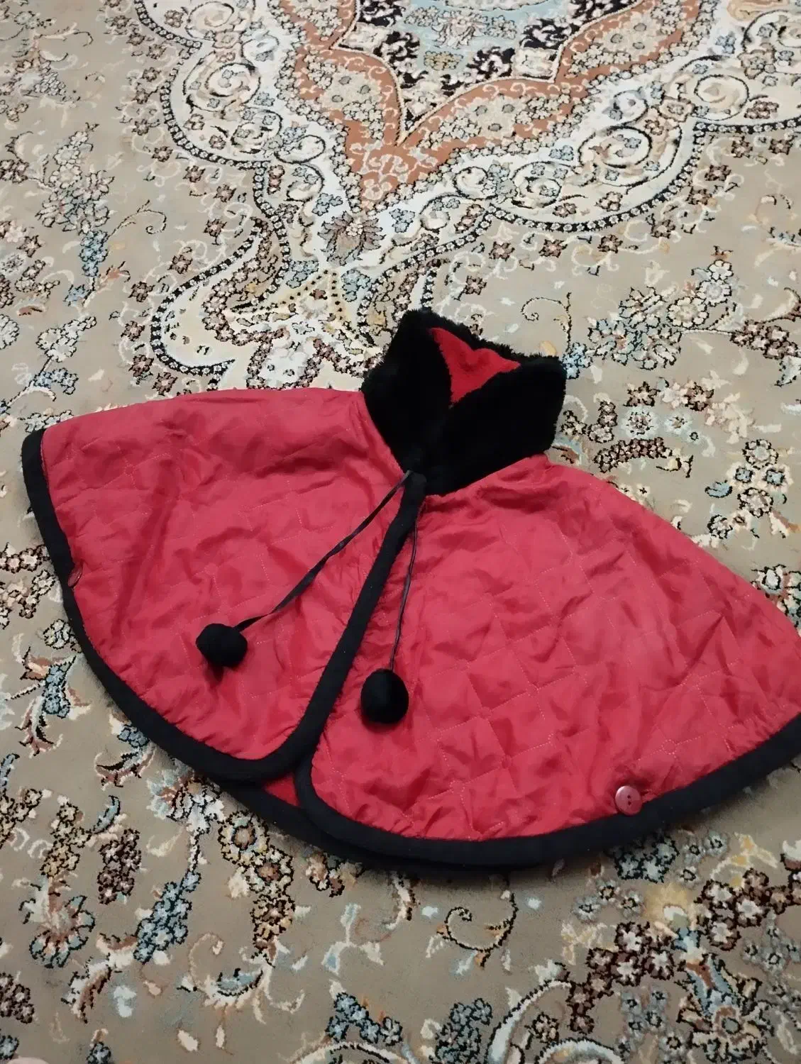 کفش،کاپشن،سویشرت شلوار،لباس مجلسی،کیف مدرسه|کفش و لباس بچه|ماهدشت, |دیوار