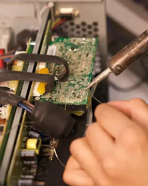 تعمیر تخصصی ups و استابلایزر،اینورتر|خدمات پیشه و مهارت|رشت, سعدی (تختی)|دیوار