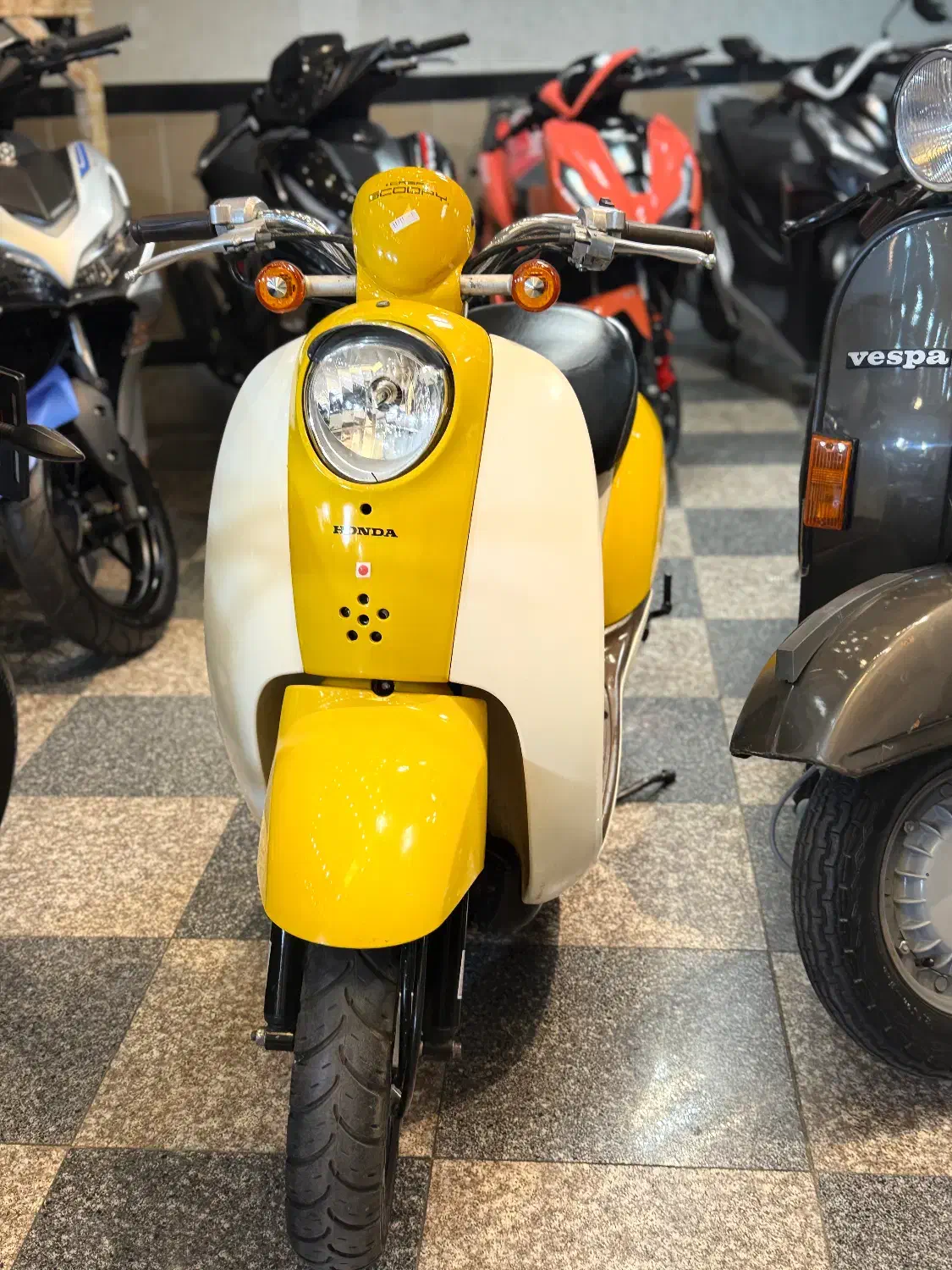 پاکشتی در حد صفرباطلا ایفون معاوضه دارم|موتورسیکلت|اردبیل, |دیوار