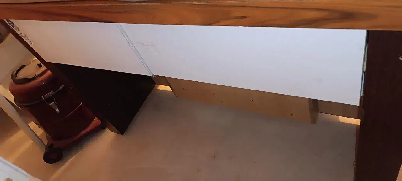 میز|مبلمان اداری|فولادشهر, باغشاد|دیوار