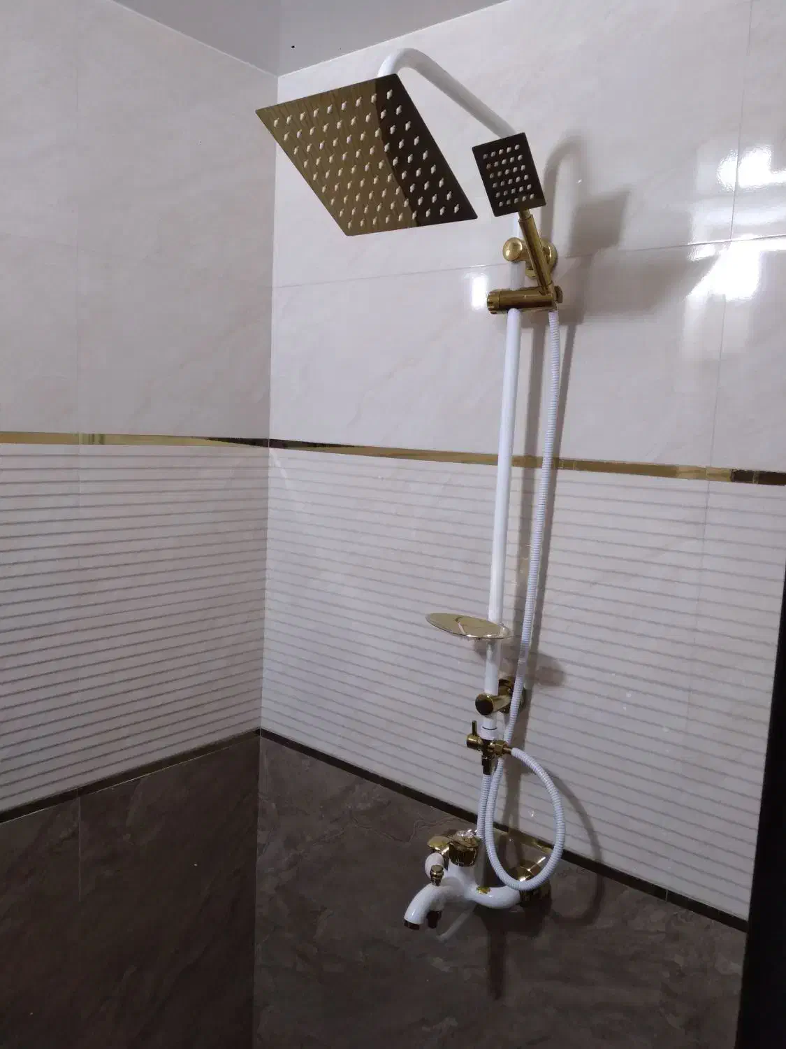 لوله کشی آب فاضلاب نصبی جات رفع نم وترکدیگی|خدمات پیشه و مهارت|تنکابن, |دیوار