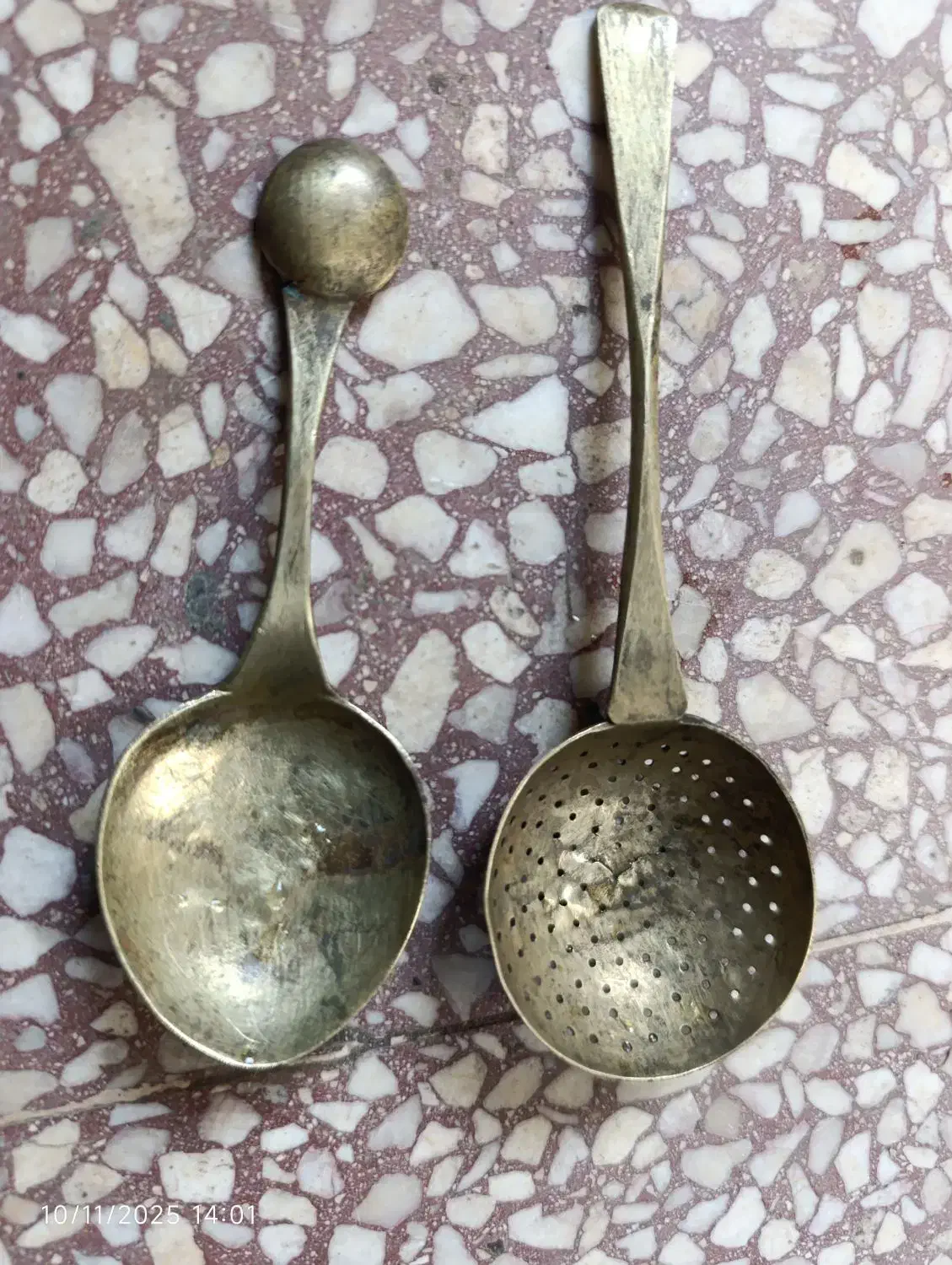 یسری خرده ریز آنتیک|زیورآلات و اکسسوری|قم, باغ شازده|دیوار