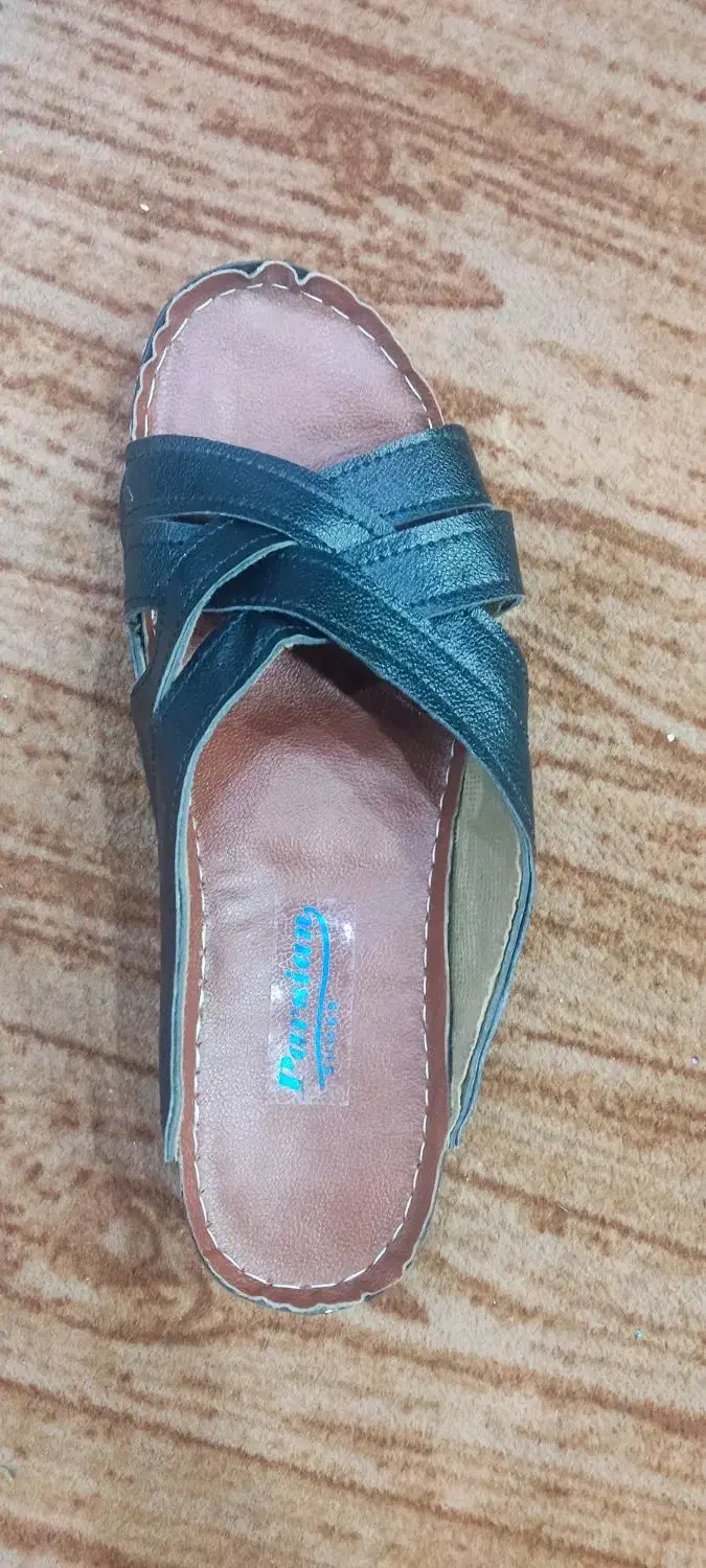 کفش و صندل|کیف، کفش، کمربند|شوشتر, |دیوار